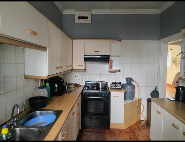 2 BEDROOM FLAT FOR SALE IN GLENWOOD